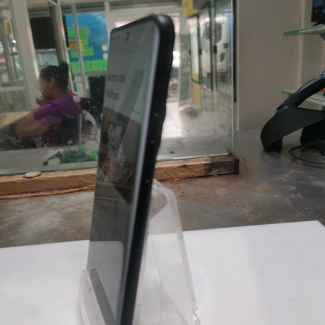 CELULAR MOTOROLA EDGE 50 PRO XT2403-2 (2024) 512 GB 12 GB RAM (SEMINUEVO)