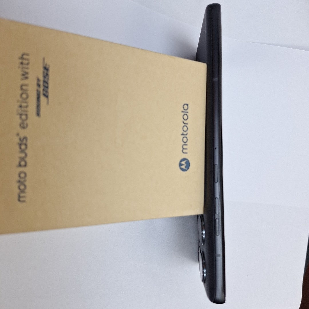 CELULAR MOTOROLA EDGE 50 PRO XT2403-2 (2024) 512 GB 12 GB RAM (SEMINUEVO)