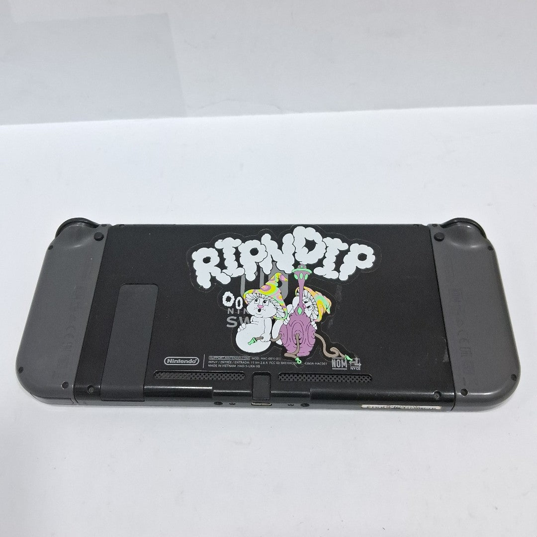 CONSOLA DE VIDEOJUEGO NINTENDO SWITCH 32 GB (SEMINUEVO)