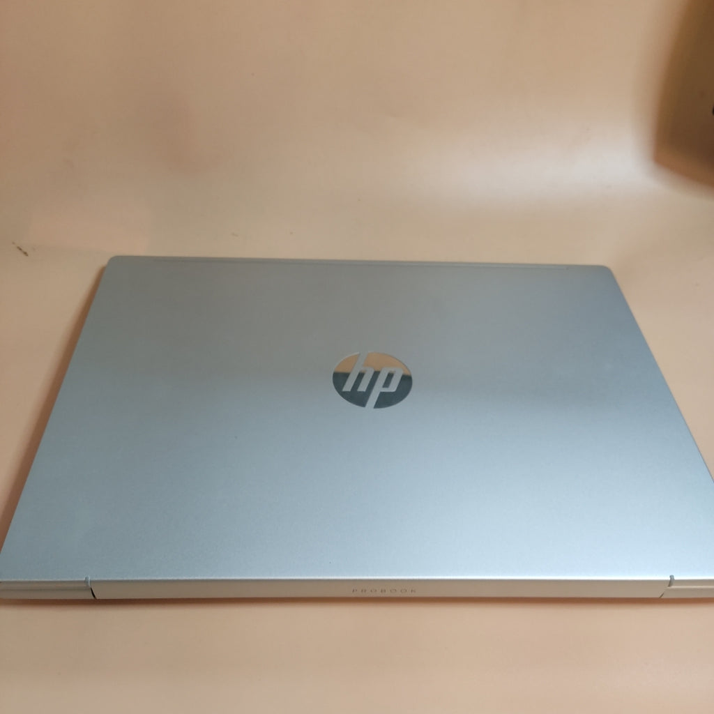 LAPTOP HP PROBOOK 440 G11 (2025) 512 GB SSD 8 GB RAM (SEMINUEVO)