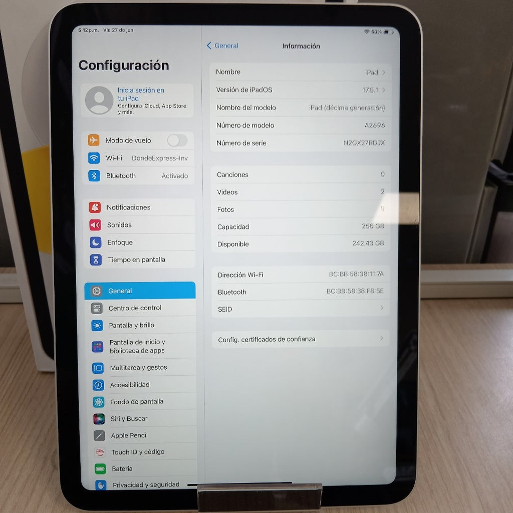 TABLETA APPLE IPAD 10 A2696 256 GB 4 GB RAM (SEMINUEVO)