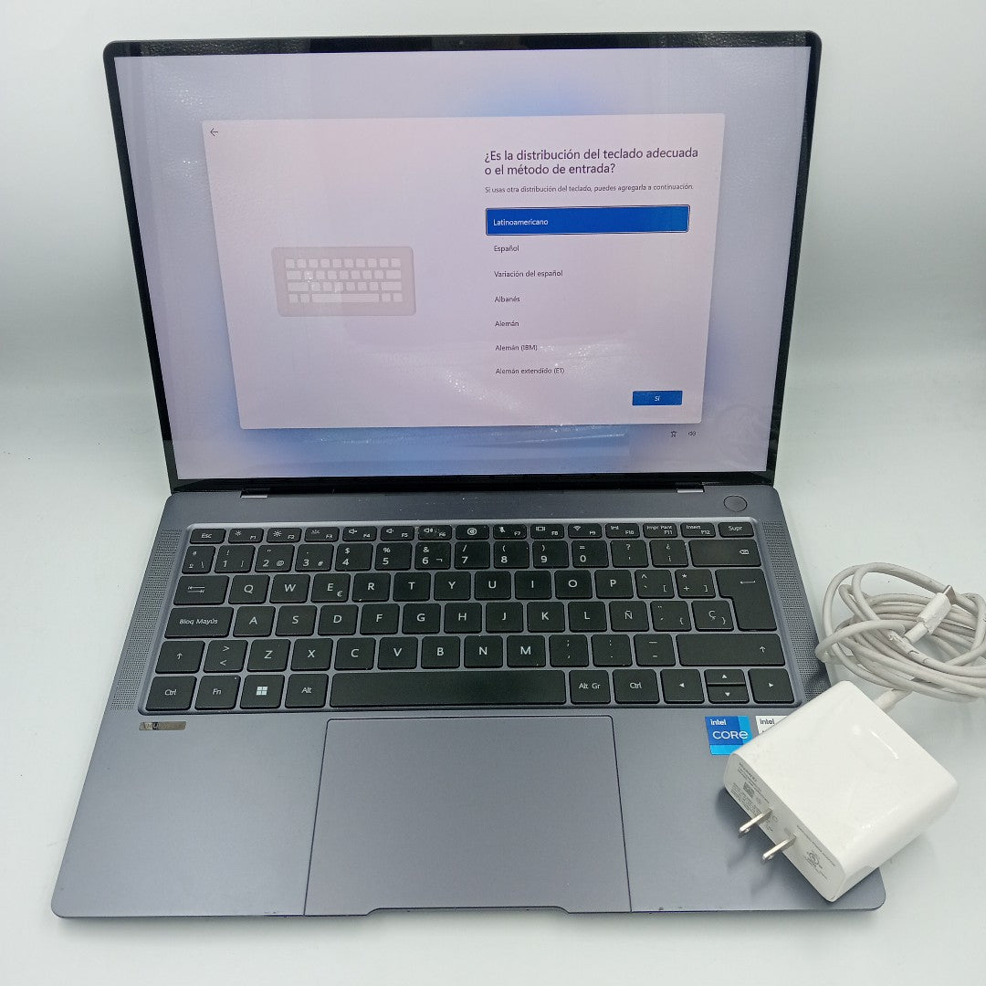 LAPTOP HUAWEI MATEBOOK X PRO MRG-W76 (2022) 1 TB SSD 16 GB RAM (SEMINUEVO)