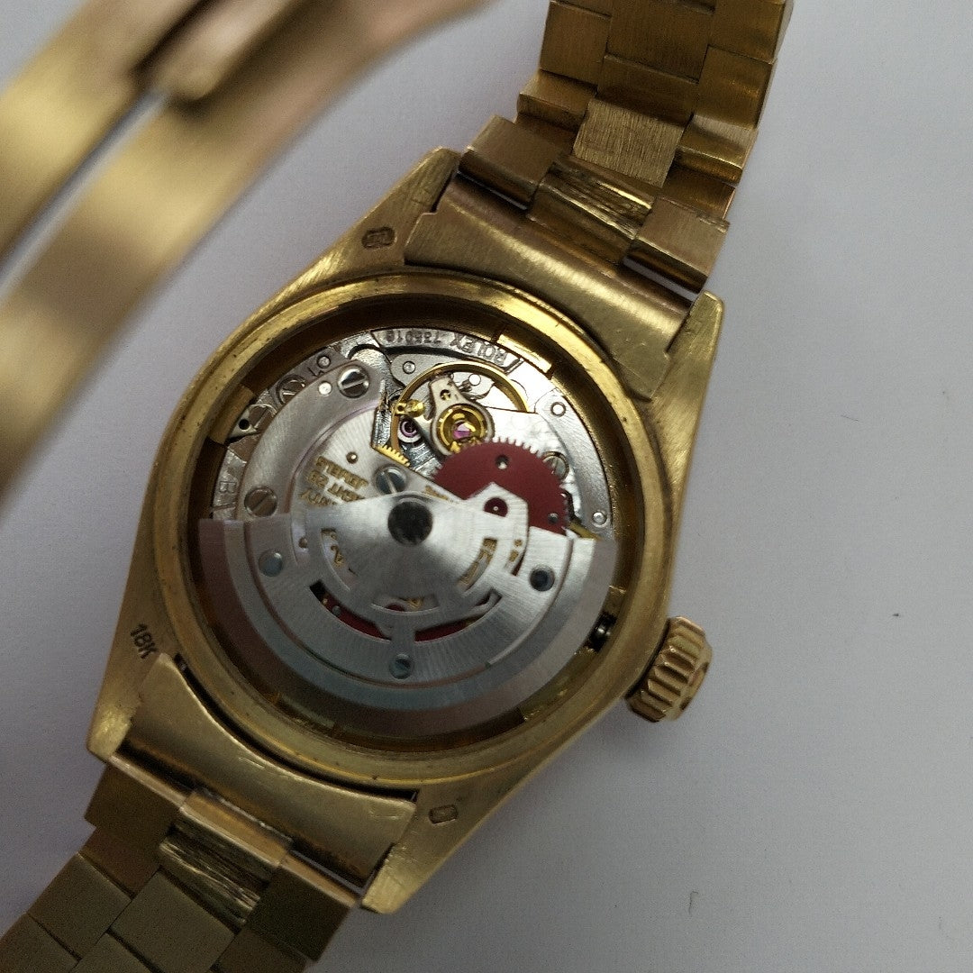 RELOJ CAJA Y PULSO ORO. ORO. 18 K 66.6 GRMS (SEMINUEVO)