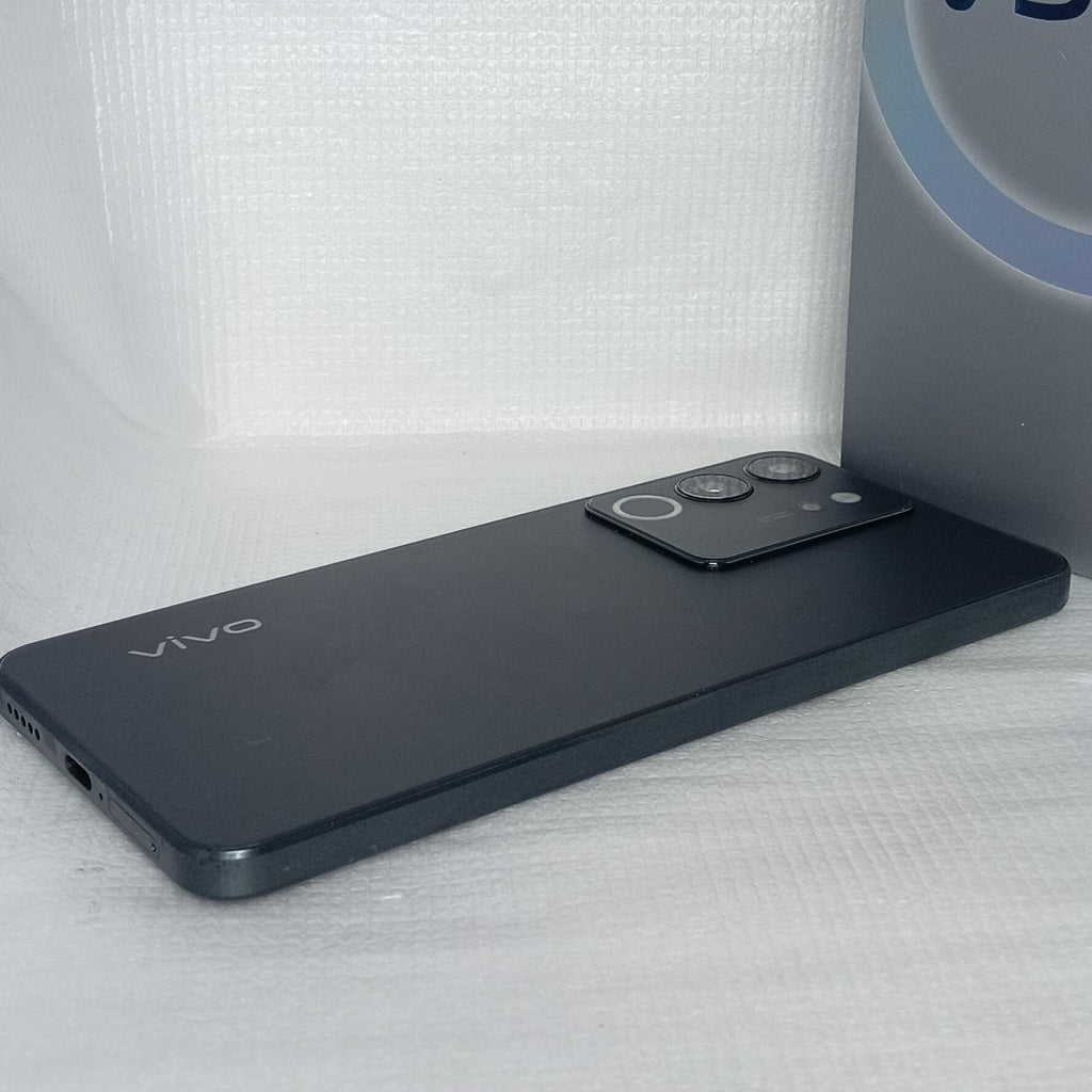 CELULAR VIVO V30 LITE V2314 (2023) 256 GB 12 GB RAM (SEMINUEVO)