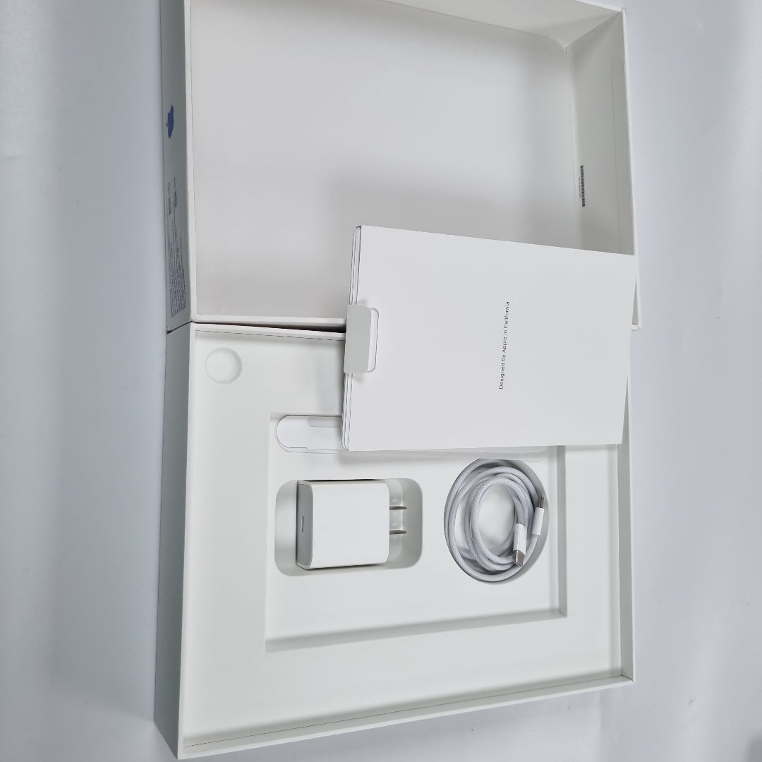 TABLETA APPLE IPAD 10 A2696 64 GB 4 GB RAM (SEMINUEVO)