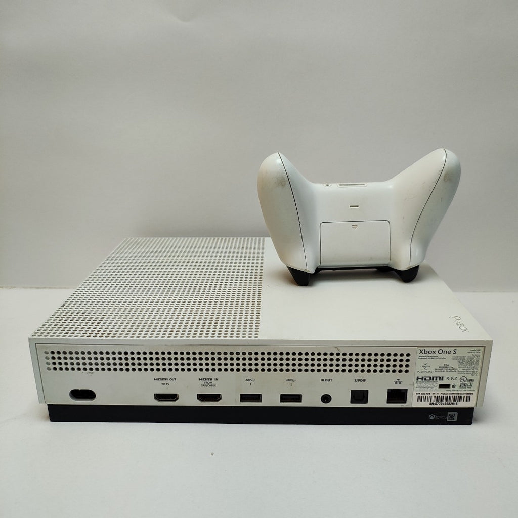 CONSOLA DE VIDEOJUEGO MICROSOFT XBOX ONE S 1 TB (SEMINUEVO)