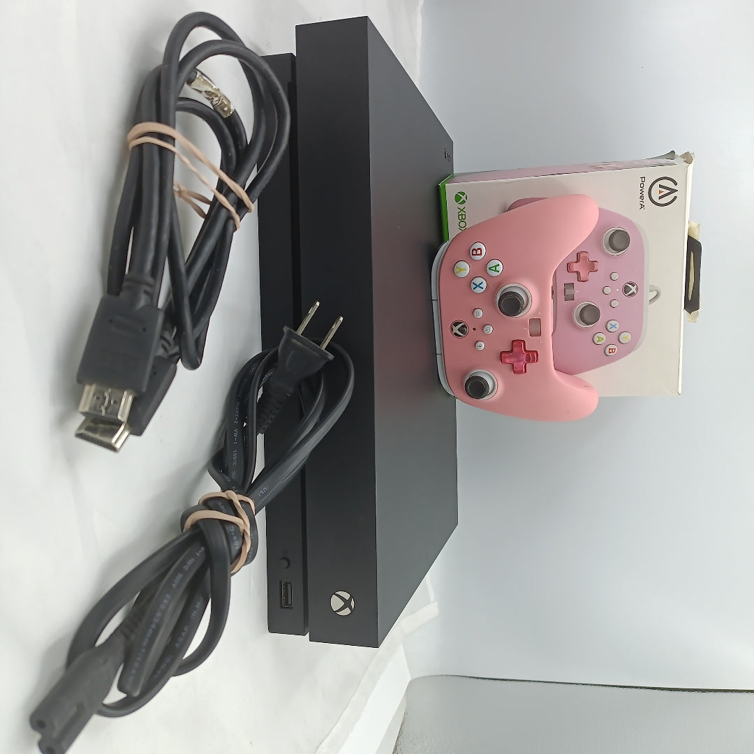 CONSOLA DE VIDEOJUEGO MICROSOFT XBOX ONE X 1 TB (SEMINUEVO)