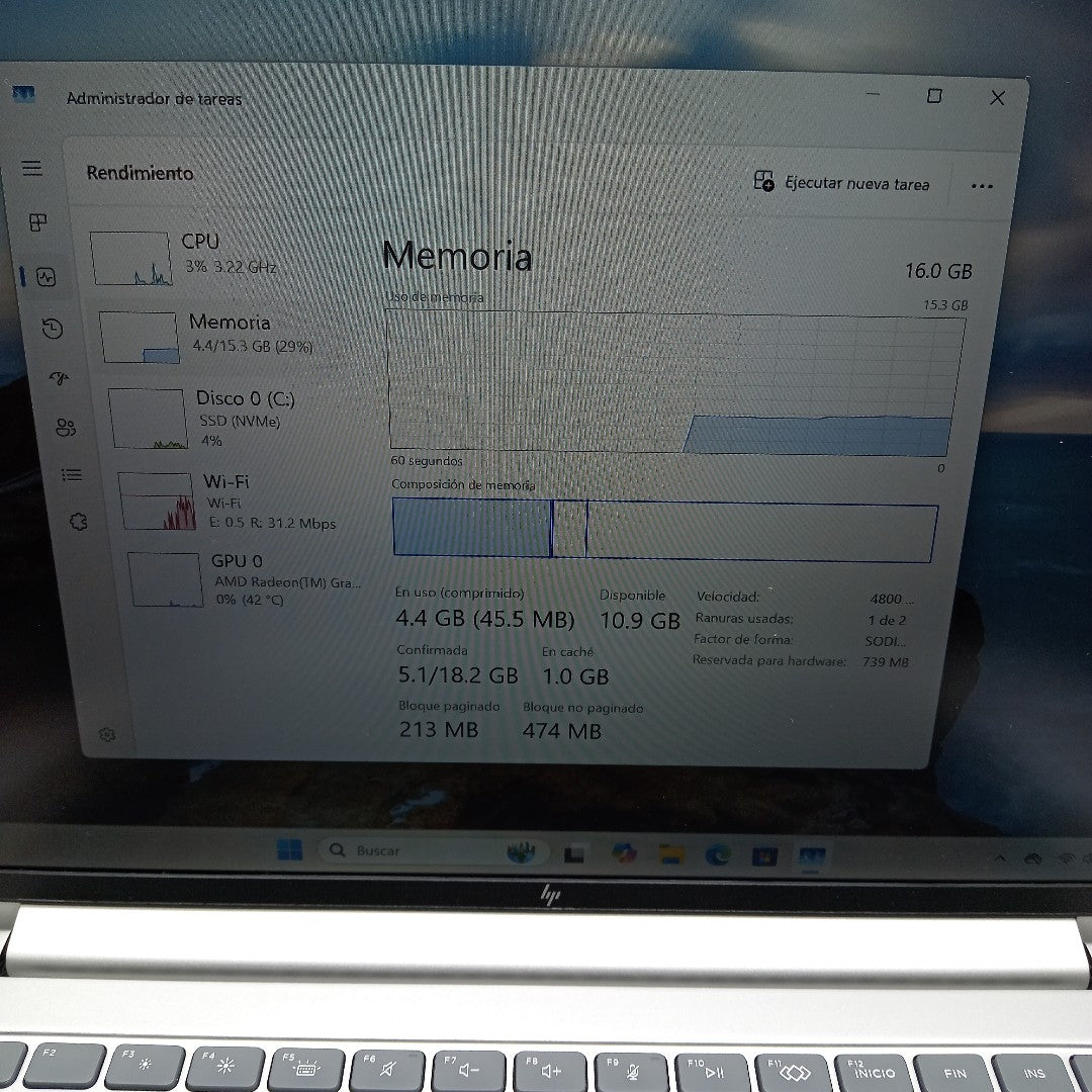 LAPTOP HP ELITEBOOK 645 G11 (2025) 512 GB SSD 16 GB RAM (SEMINUEVO)