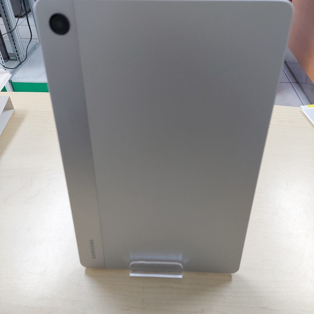 TABLETA SAMSUNG GALAXY TAB A9+ SM-X210 (2023) 128 GB 8 GB RAM (SEMINUEVO)