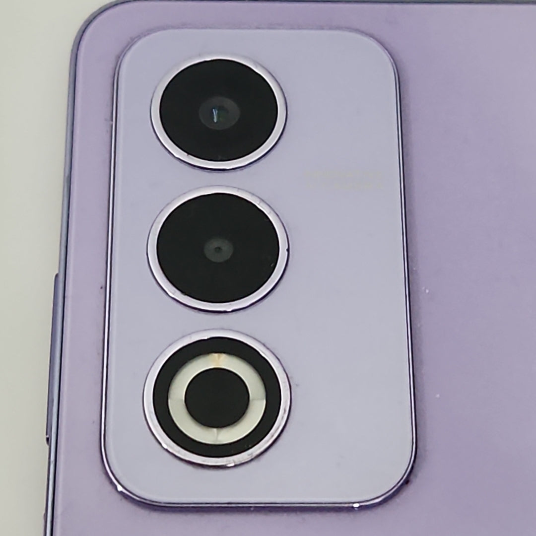 CELULAR OPPO  A80 5G CPH2639 (2024) 256 GB 8 GB RAM (SEMINUEVO)