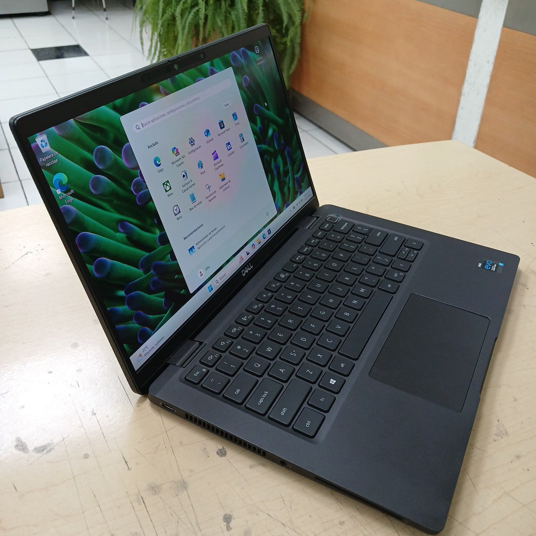 LAPTOP DELL LATITUDE 7420 (2023) 256 GB SSD 16 GB RAM (SEMINUEVO)
