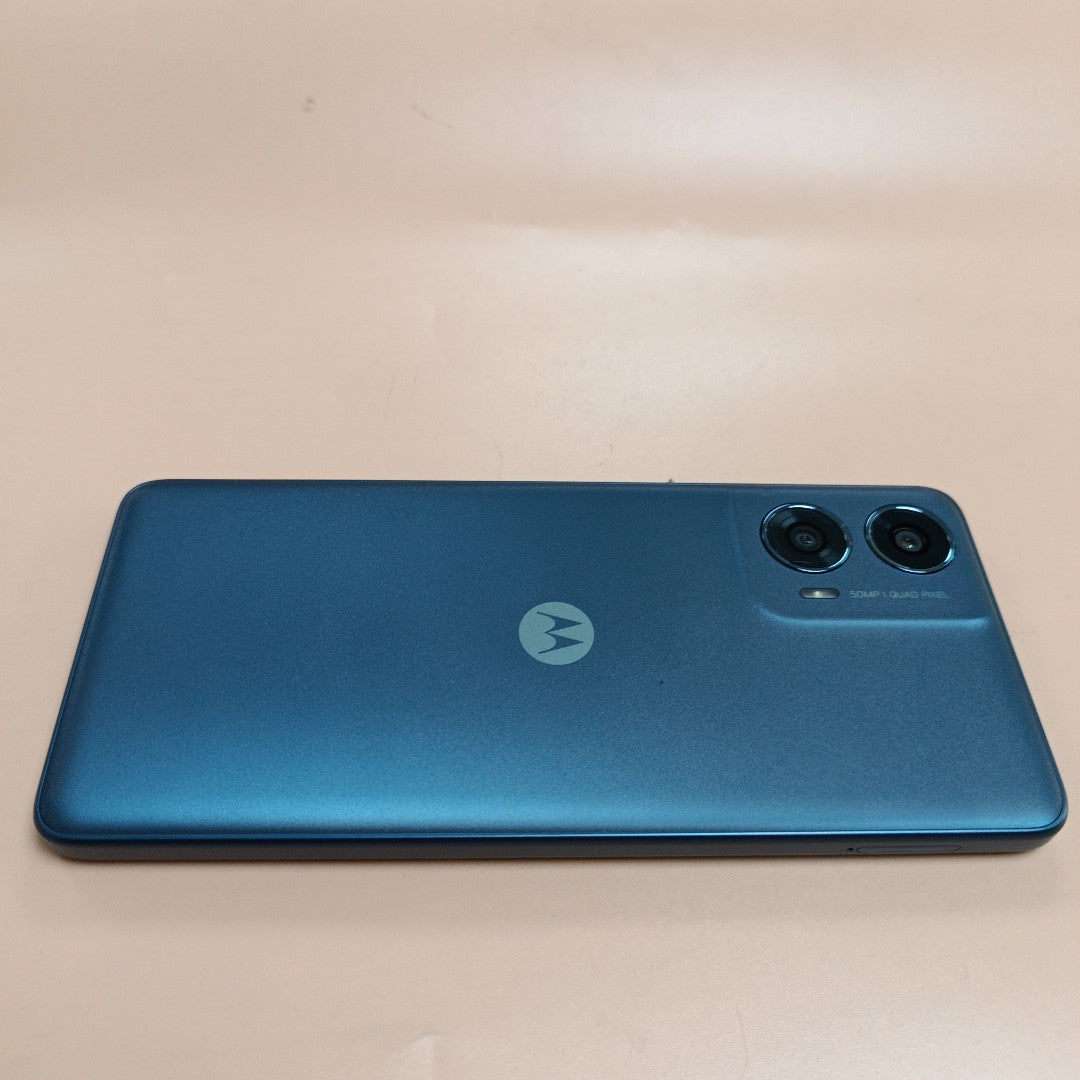 CELULAR MOTOROLA MOTO G24 POWER XT2425-1 (2024) 256 GB 8 GB RAM (SEMINUEVO)