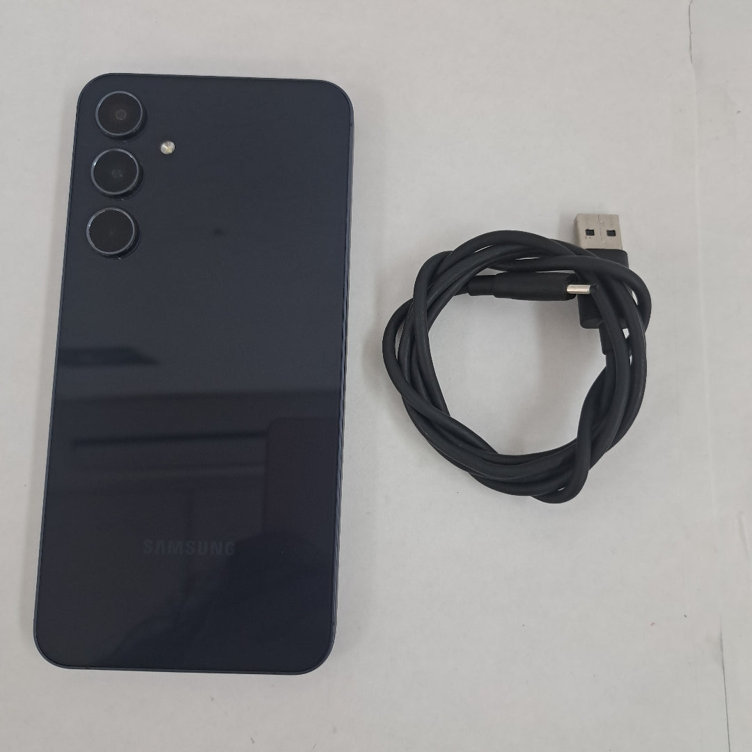 CELULAR SAMSUNG GALAXY A55 5G SM-A556E (2024) 128 GB 8 GB RAM (SEMINUEVO)