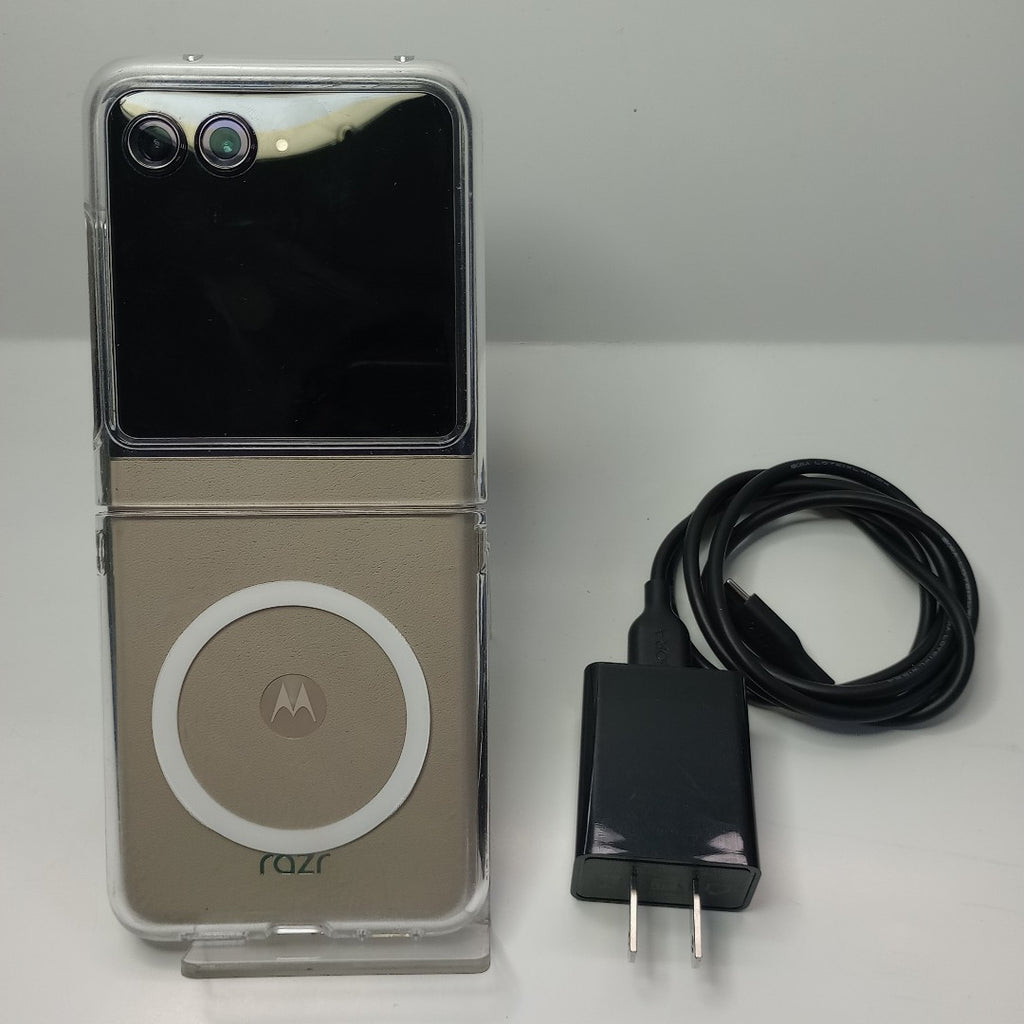 CELULAR MOTOROLA RAZR 50 5G XT2453-1 512 GB 12 GB RAM (SEMINUEVO)