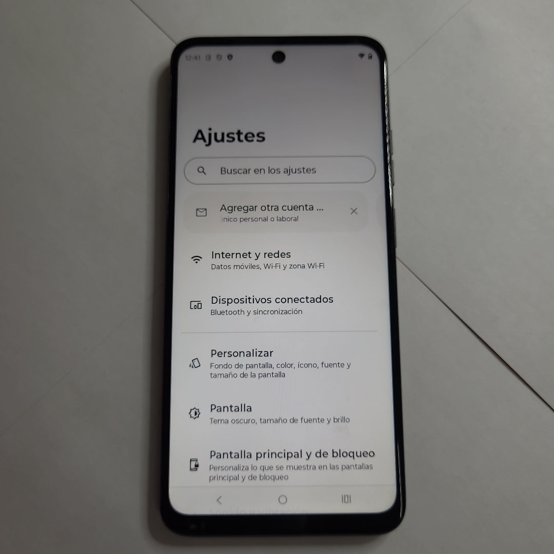 CELULAR MOTOROLA MOTO G34 5G XT2363-1 256 GB 8 GB RAM (SEMINUEVO)