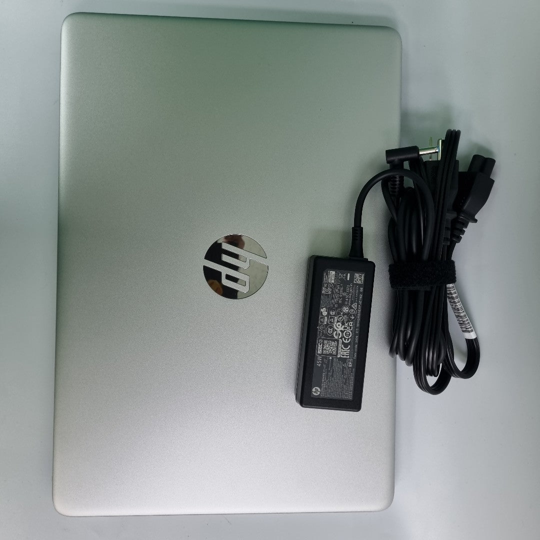 LAPTOP HP 14-DQ0530LA(2024) 256 GB SSD 8 GB RAM (SEMINUEVO)
