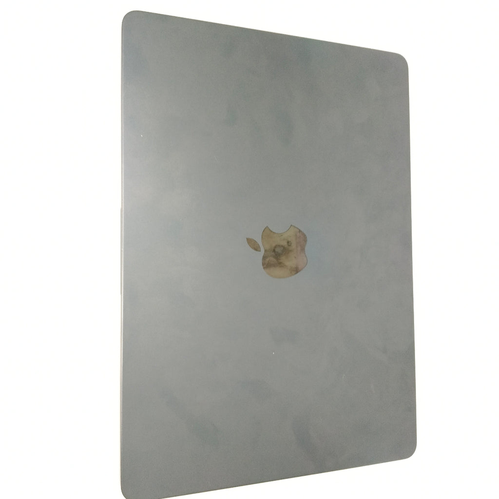 LAPTOP APPLE MACBOOK AIR 13" 2022 3.49 A2681 (8 CPU/8 GPU) 256 GB SSD 8 GB RAM (SEMINUEVO)