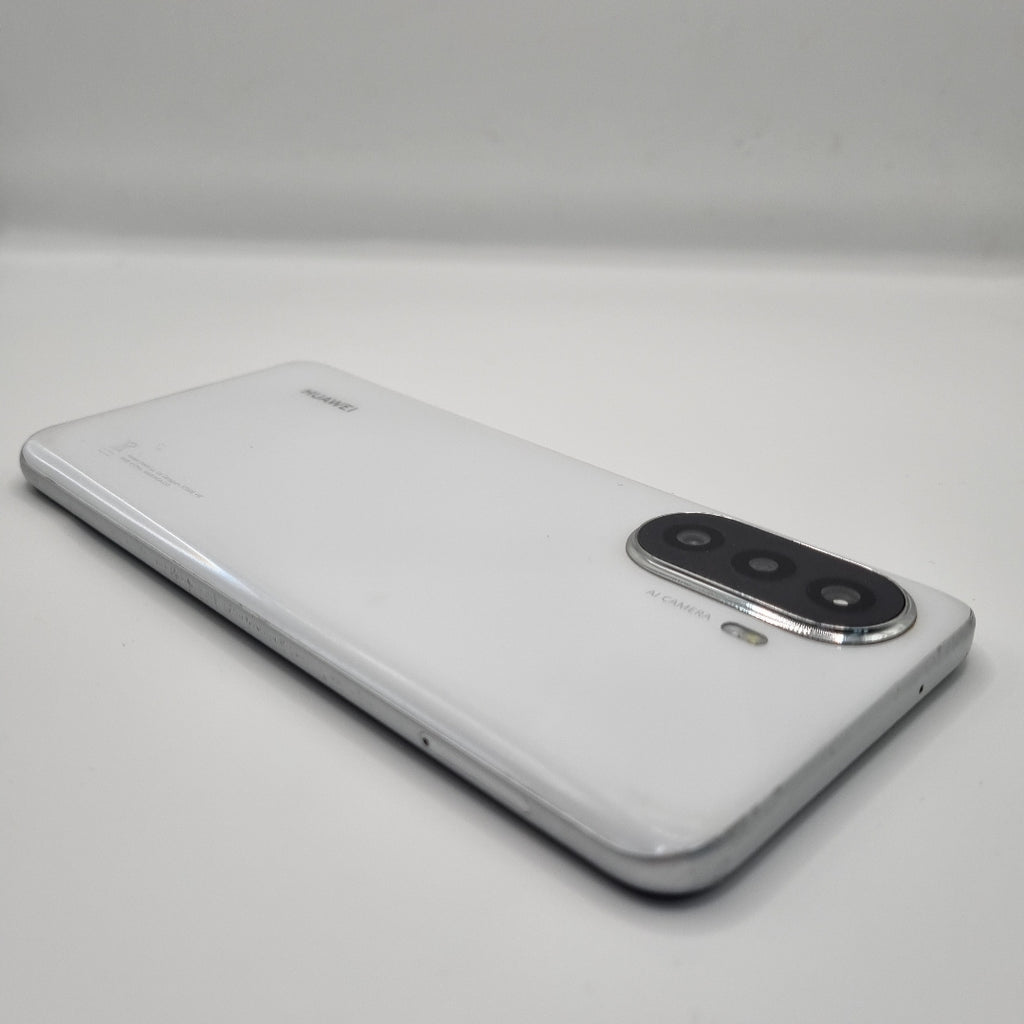 CELULAR HUAWEI NOVA Y70 MGA-LX3 128 GB 4 GB RAM (SEMINUEVO)