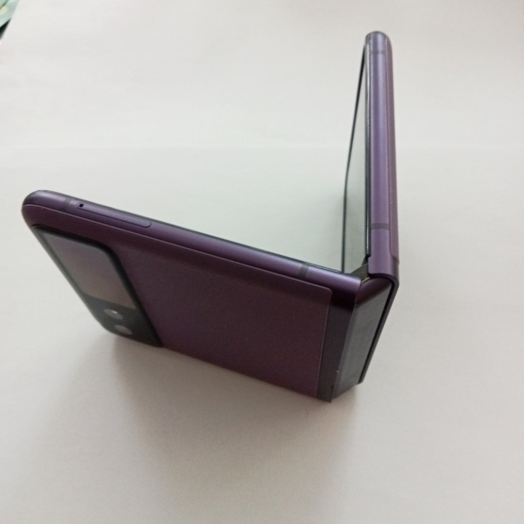 CELULAR MOTOROLA RAZR 40 XT2323-1 (2023) 256 GB 8 GB RAM