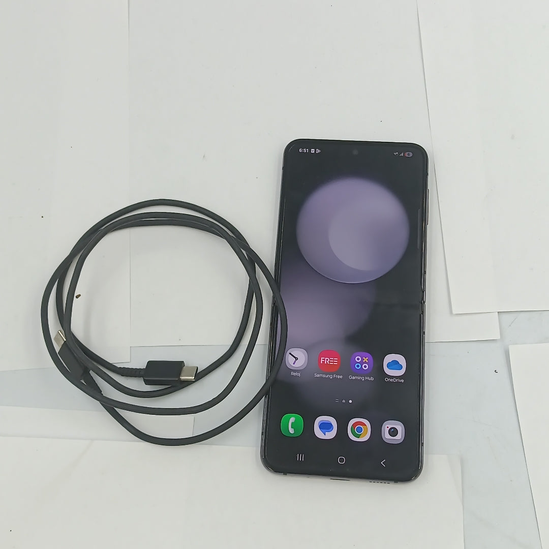 CELULAR SAMSUNG GALAXY Z FLIP 5 SM-F731B (2023) 256 GB 8 GB RAM (SEMINUEVO)