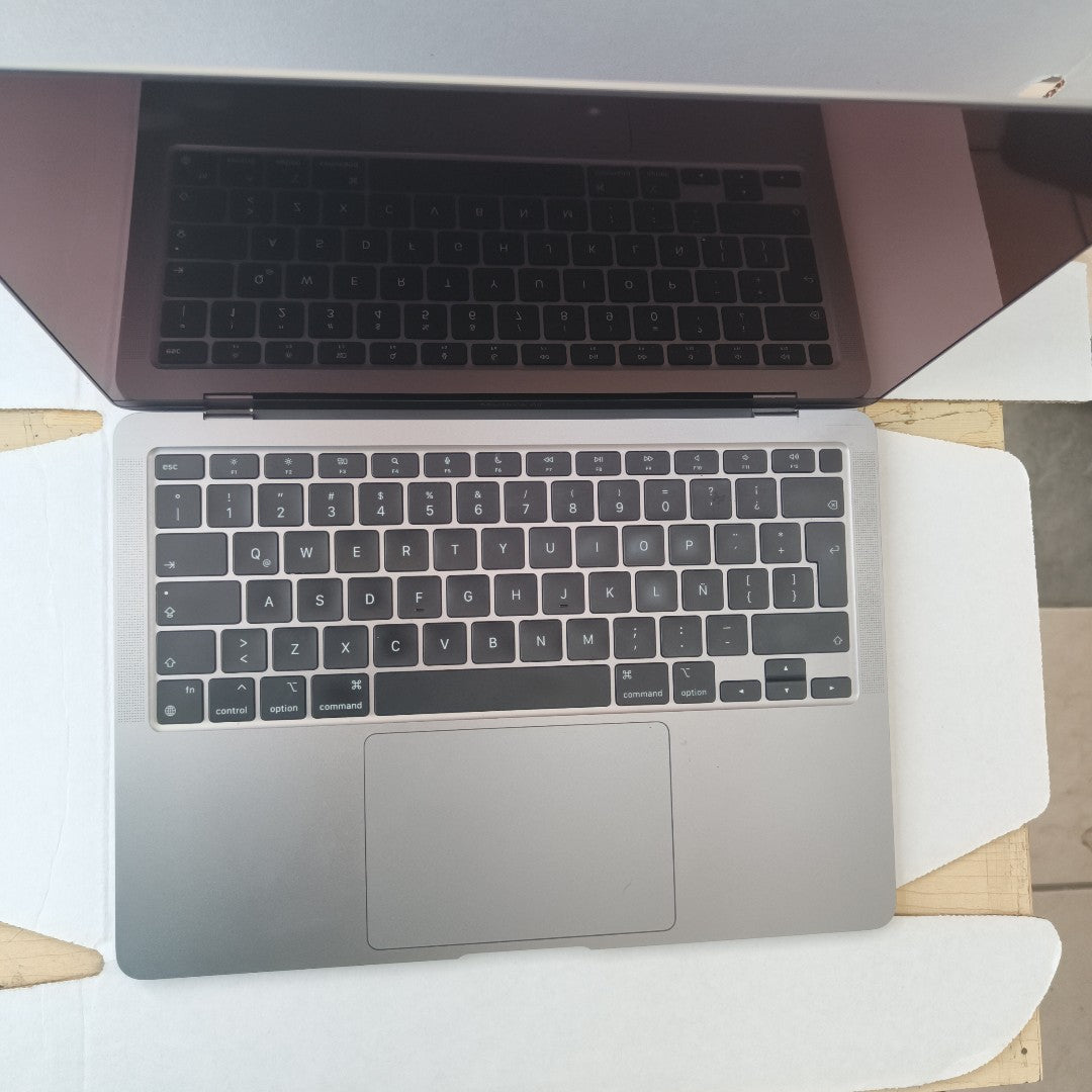LAPTOP APPLE MACBOOK AIR 13" 2020 3.2 A2337 256 GB SSD 8 GB RAM