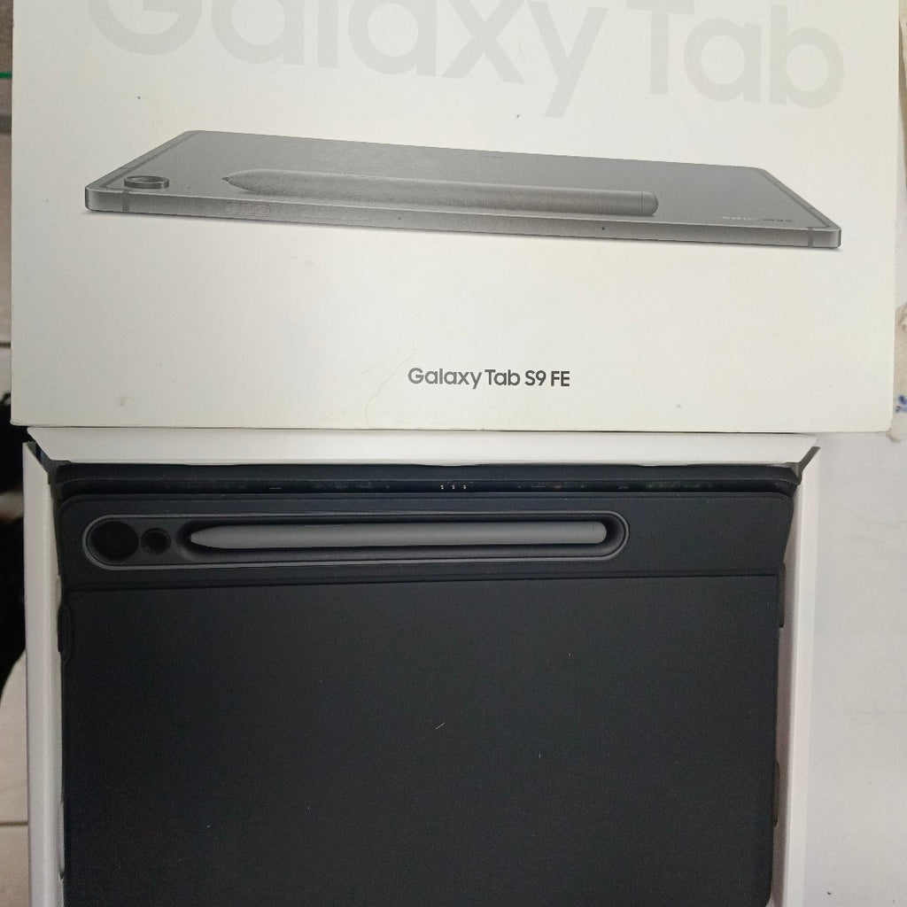 TABLETA SAMSUNG GALAXY TAB S9 FE SM-X510 (2023) 256 GB 8 GB RAM (SEMINUEVO)