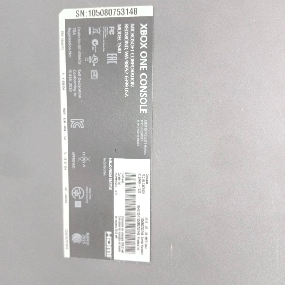 CONSOLA DE VIDEOJUEGO MICROSOFT XBOX ONE 1 TB (SEMINUEVO)