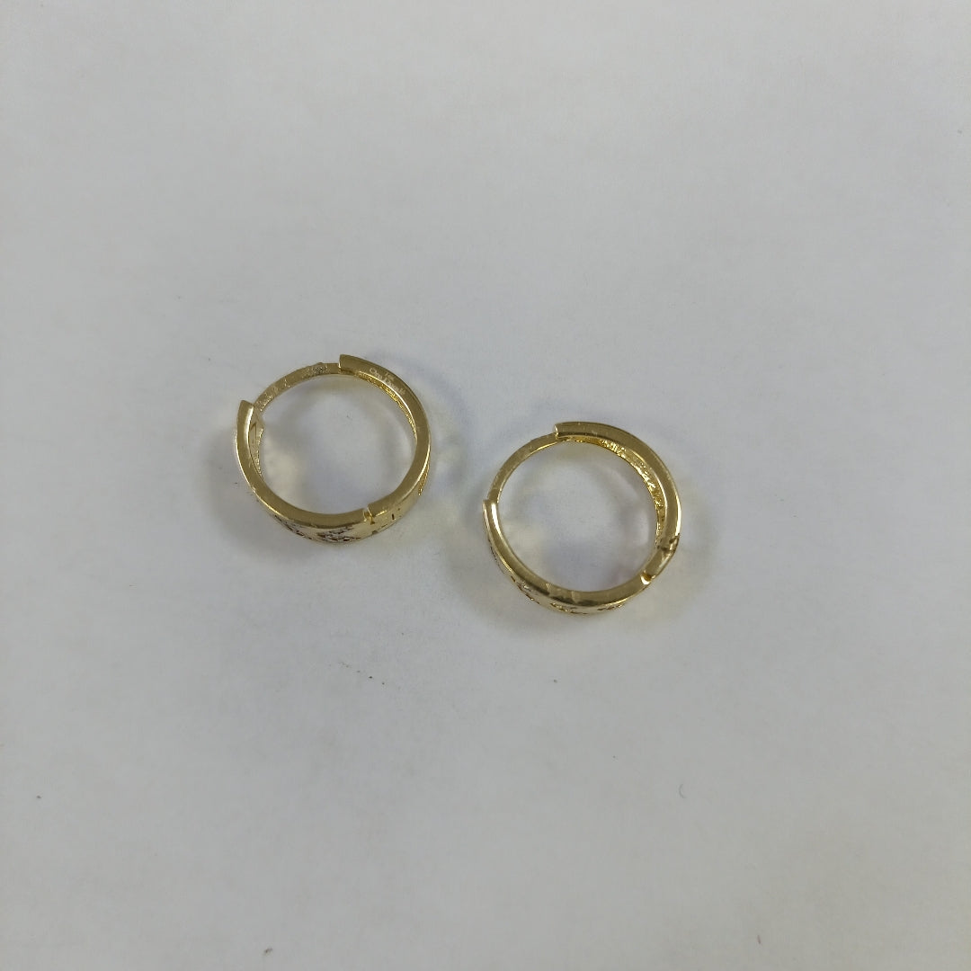 HUGGIES ORO 14K 2.5 (NUEVO)