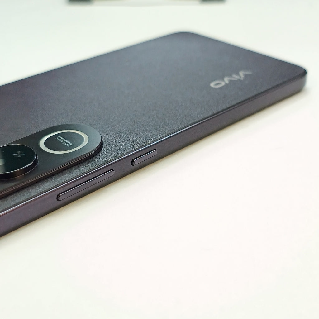 CELULAR VIVO V50 LITE V2441 (2025) 256 GB 8 GB RAM (SEMINUEVO)