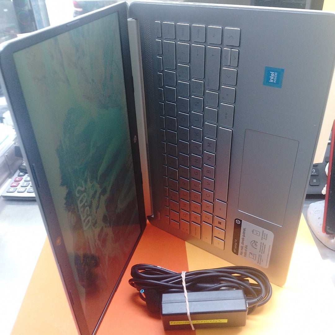 LAPTOP HP 14-DQ0530LA(2024) 256 GB SSD 8 GB RAM (SEMINUEVO)