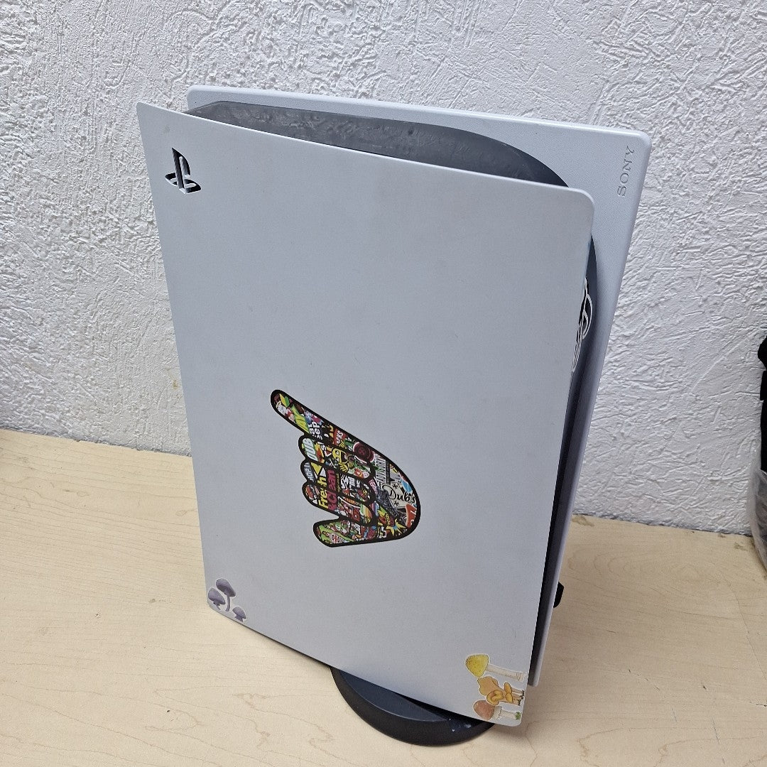 CONSOLA DE VIDEOJUEGO SONY PS5 825 SSD (SEMINUEVO)