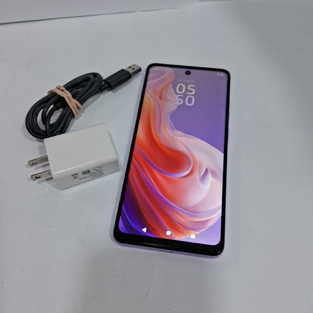 CELULAR MOTOROLA MOTO E14 XT2421-12 (2024) 64 GB 2 GB RAM (SEMINUEVO)