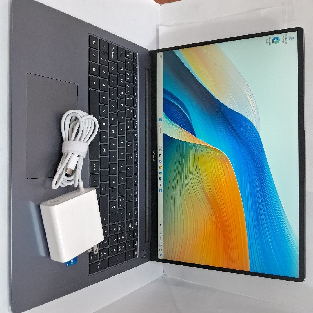 LAPTOP HUAWEI MATEBOOK D16 MCLF-X (2024) 512 GB SSD 16 GB RAM