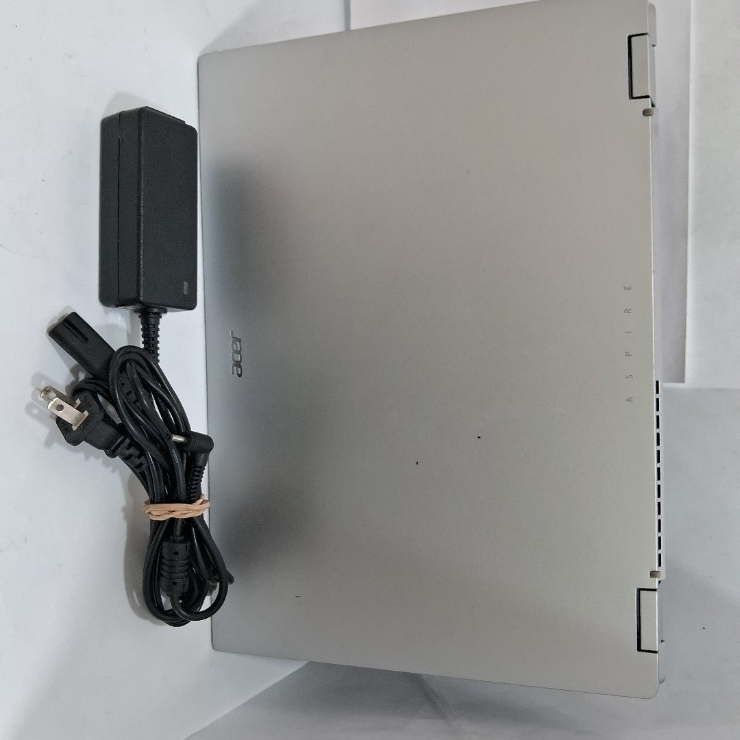 LAPTOP ACER ASPIRE 3 SPIN 14 A3SP14-31PT-38YA (2023) 256 GB SSD 8 GB RAM (SEMINUEVO)