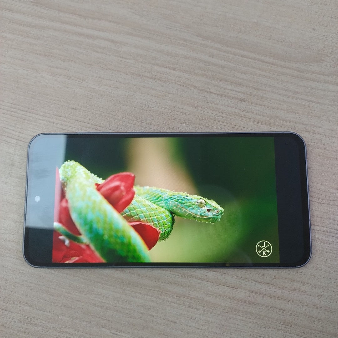 CELULAR SAMSUNG GALAXY A56 SM-A566E (2025) 128 GB 8 GB RAM (SEMINUEVO)