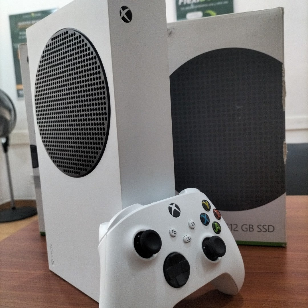 CONSOLA DE VIDEOJUEGO MICROSOFT XBOX SERIES S 512 GB SSD (SEMINUEVO)