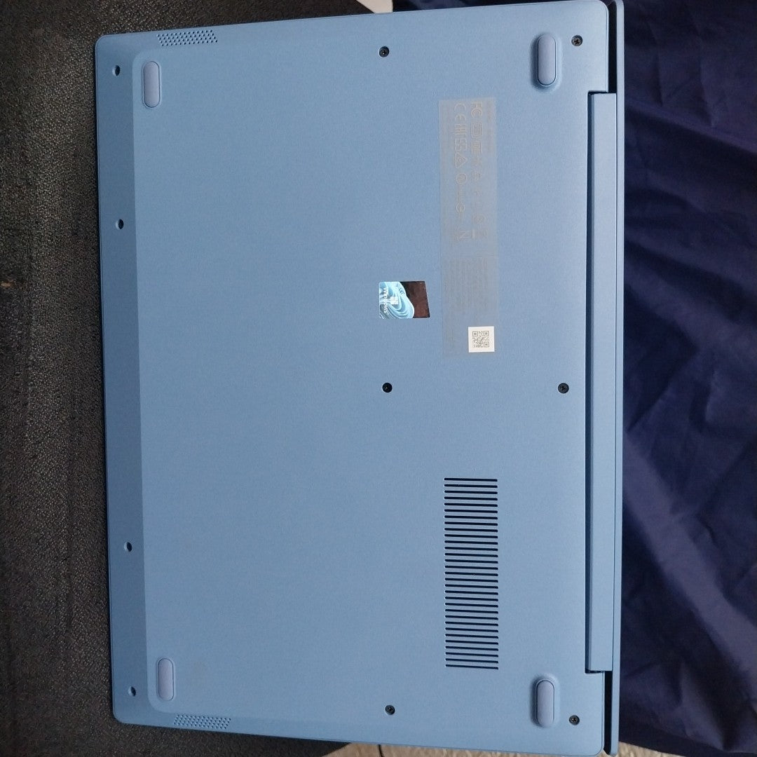 LAPTOP LENOVO IDEAPAD 1 14IGL05 (2022) 128 GB SSD 4 GB RAM (SEMINUEVO)