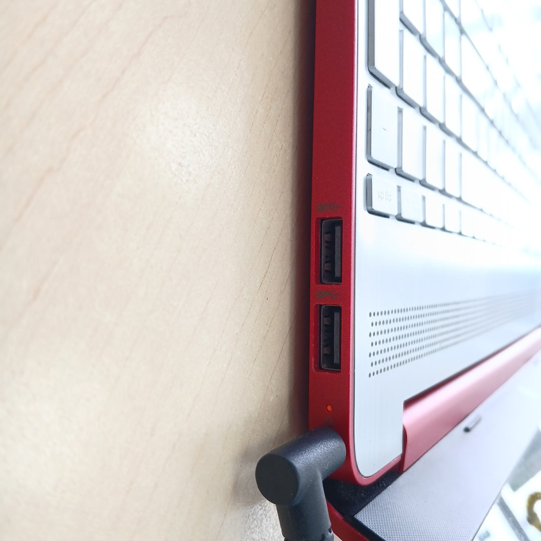 LAPTOP HP 15-DW1083WM (2021) 128 GB SSD 4 GB RAM (SEMINUEVO)