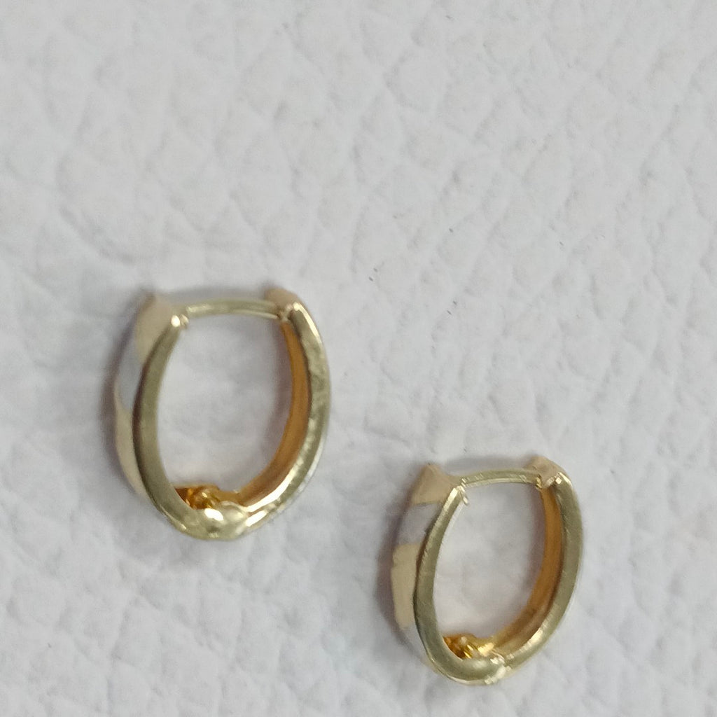 HUGGIES ORO 14K 1.1 (NUEVO)