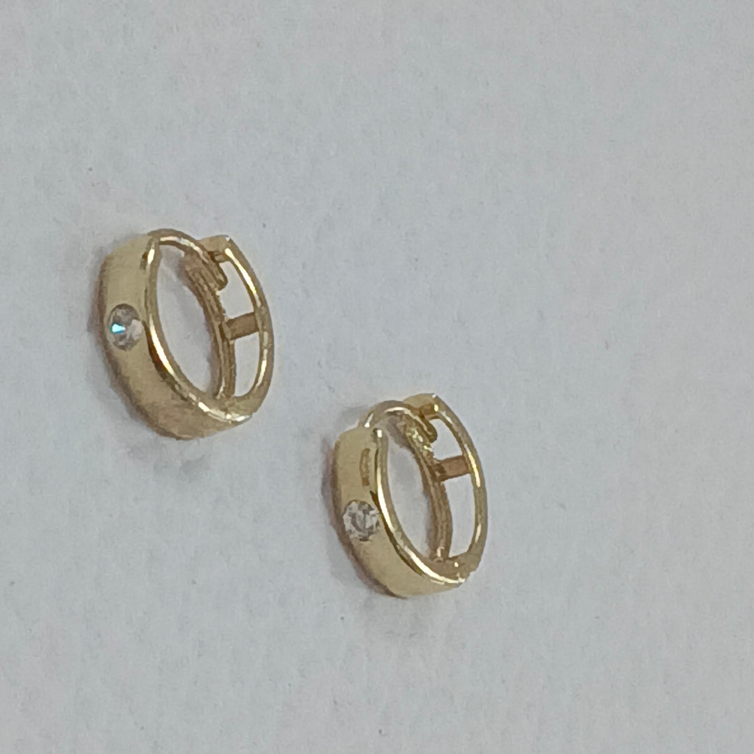 HUGGIES ORO 14K 1.4 (NUEVO)