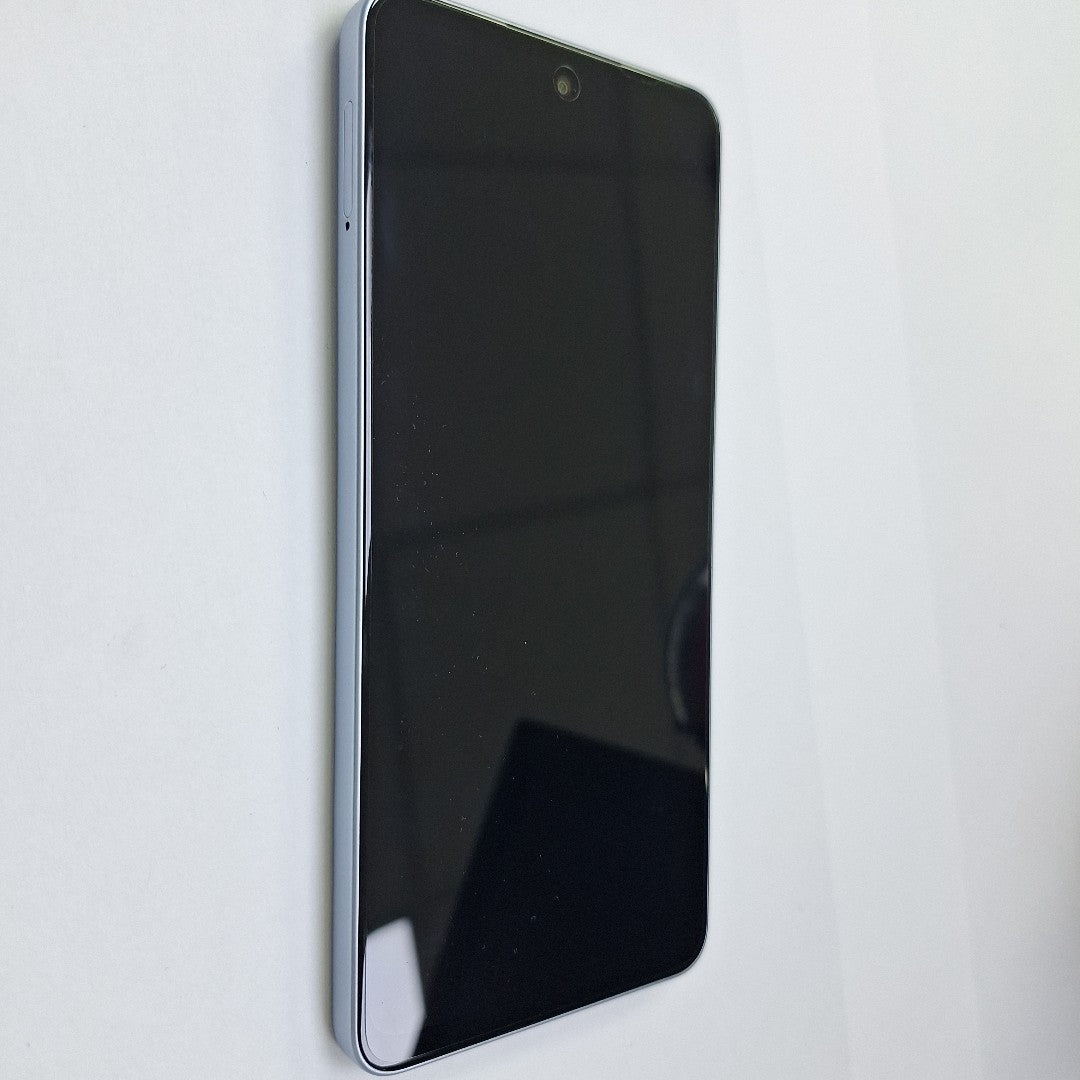 CELULAR OPPO  A5 PRO CPH2711 (2025) 256 GB 8 GB RAM (SEMINUEVO)