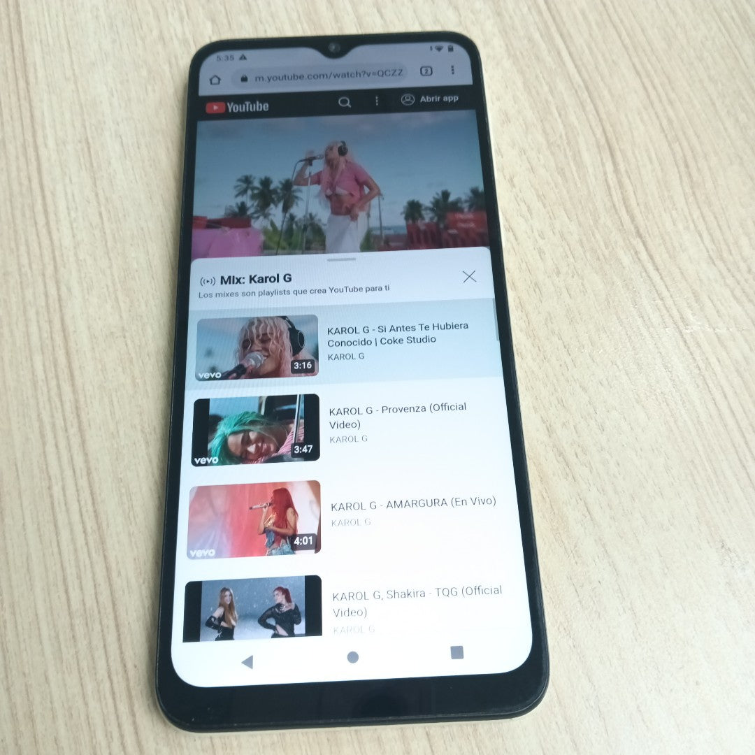 CELULAR MOTOROLA MOTO E13 XT2345-2 64 GB 2 GB RAM (SEMINUEVO)