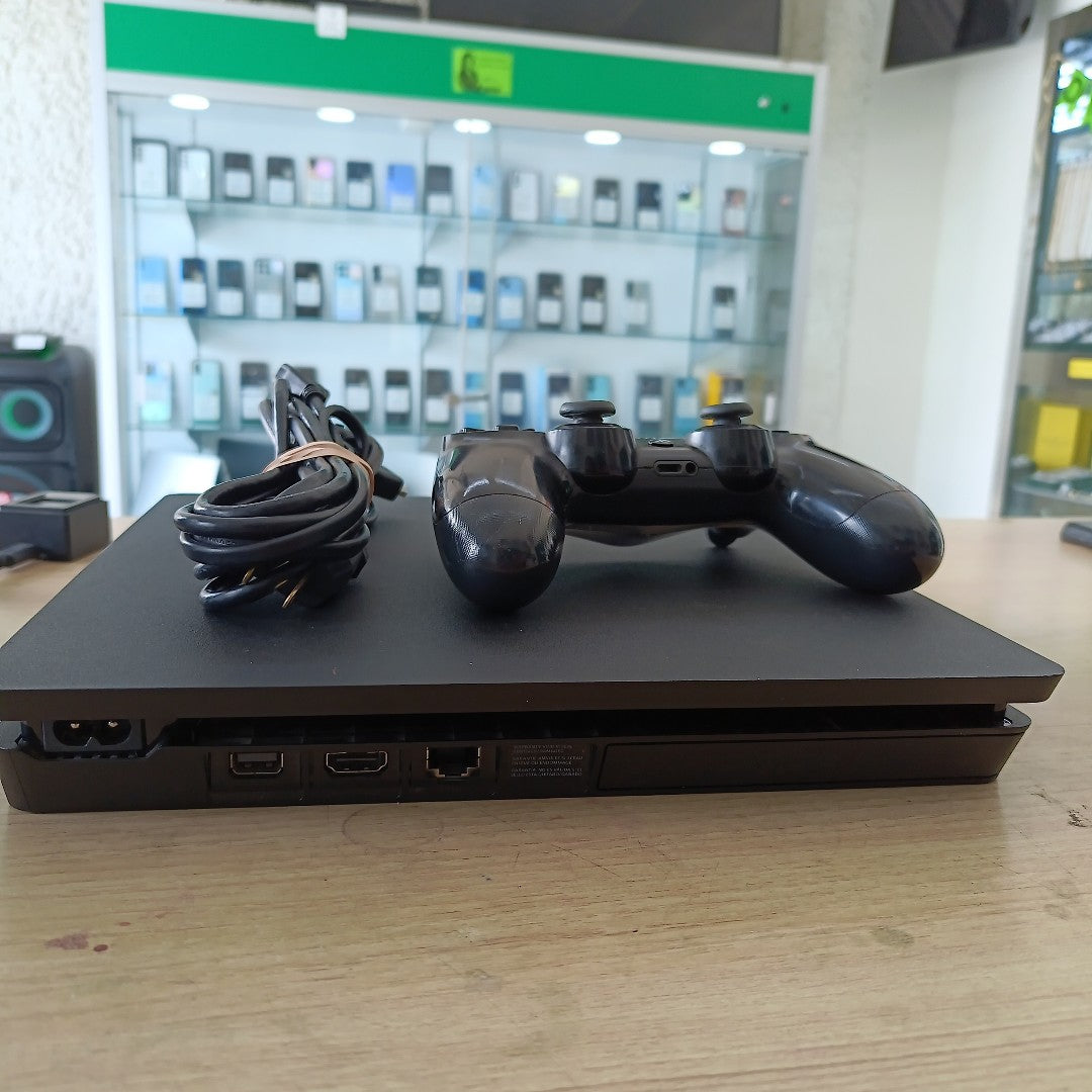 CONSOLA DE VIDEOJUEGO SONY PS4 SLIM 500 GB  (SEMINUEVO)