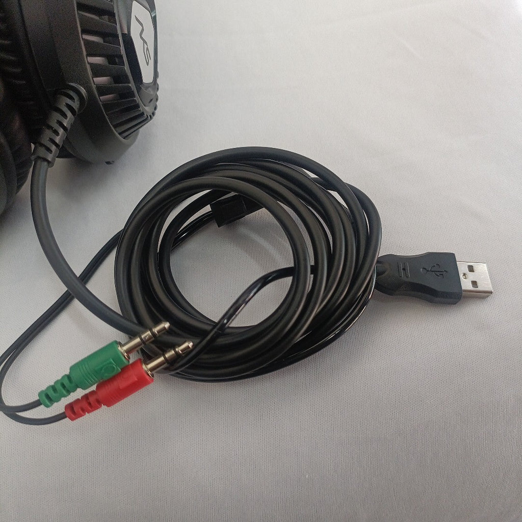 AUDIFONOS OTRAS MARCAS OTROS MODELOS ALAMBRICO OVER EAR (SEMINUEVO)
