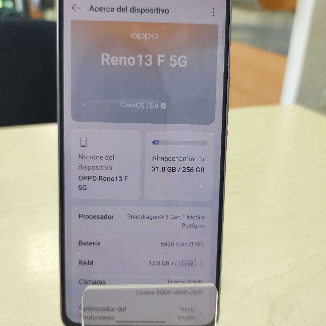CELULAR OPPO  RENO 13F 5G CPH2699 (2025) 256 GB 12 GB RAM (SEMINUEVO)