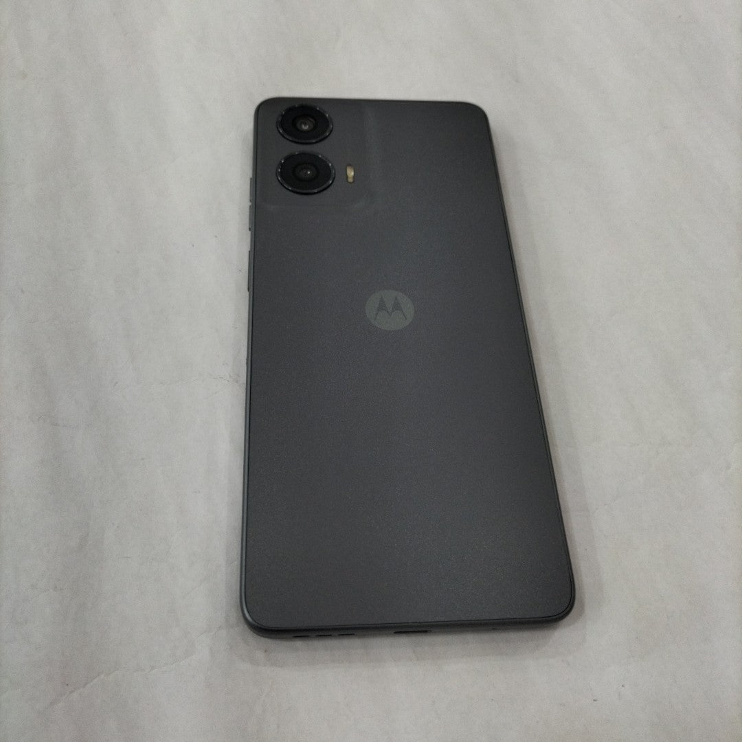 CELULAR MOTOROLA MOTO G24 XT2423-1 (2024) 128 GB 4 GB RAM (SEMINUEVO)