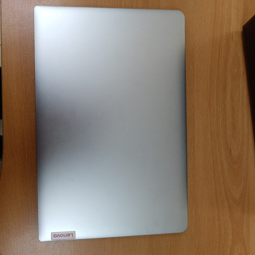 LAPTOP LENOVO IDEAPAD 1 15AMN7 (2023) 256 GB SSD 8 GB RAM (SEMINUEVO)