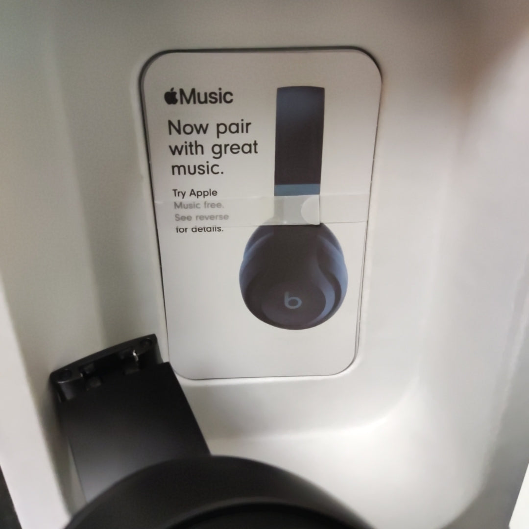 AUDIFONOS BEATS STUDIO PRO INALAMBRICO OVER EAR (SEMINUEVO)