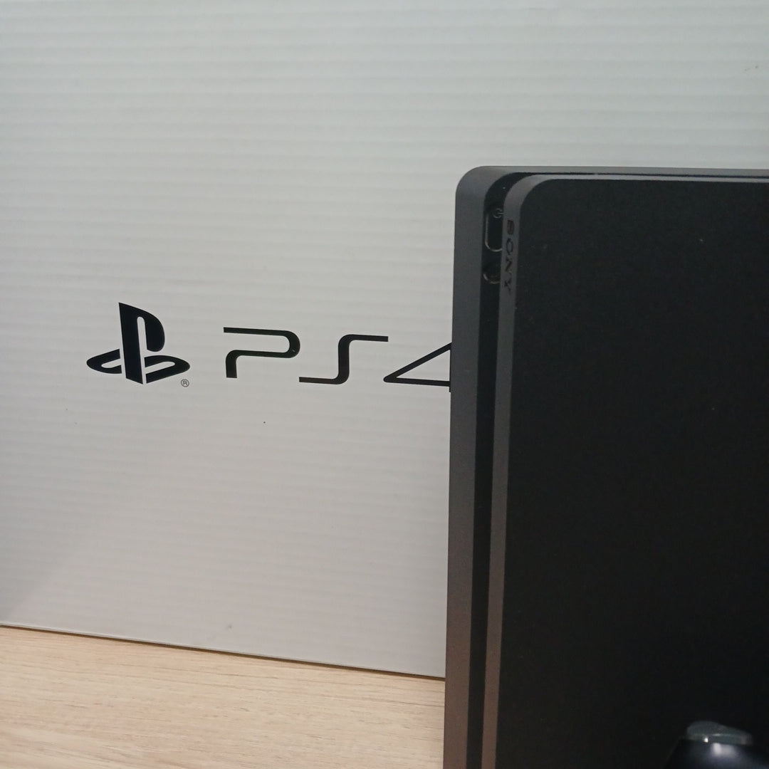 CONSOLA DE VIDEOJUEGO SONY PS4 SLIM 1 TB (SEMINUEVO)