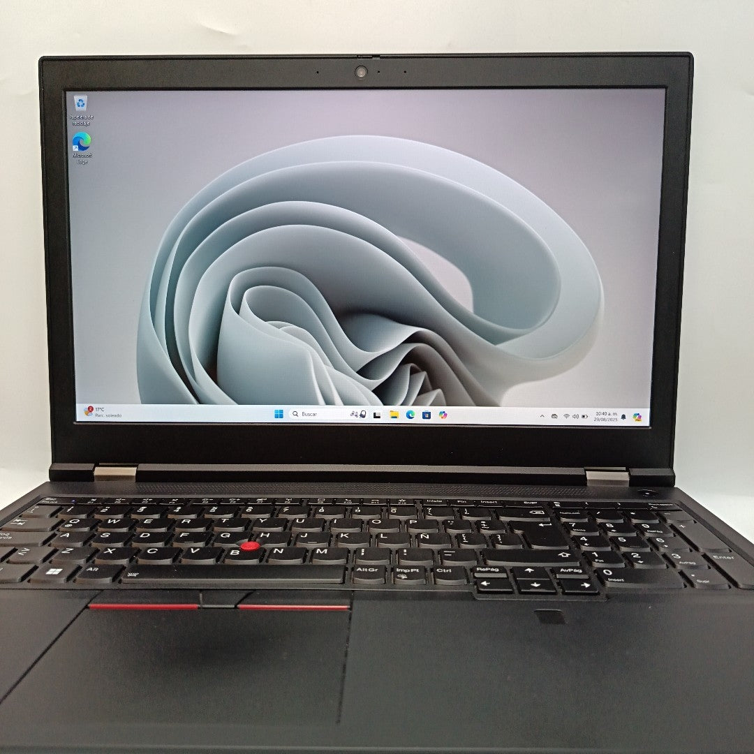 LAPTOP LENOVO THINKPAD P15 GEN 2 (2022) 2 TB SSD 32 GB RAM (SEMINUEVO)